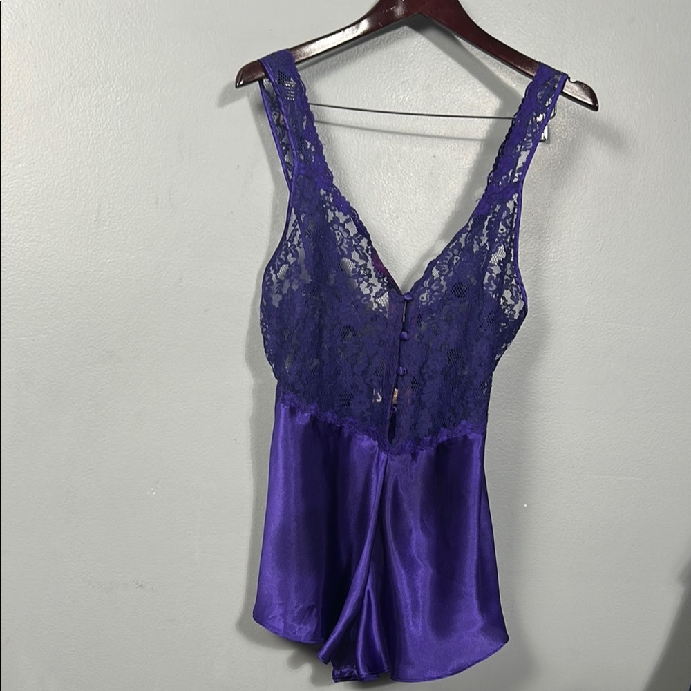 VTG Victoria's Secret Purple Chemise with Lace Details size XL